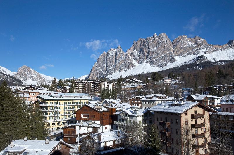 Grand Hotel Savoia Cortina D Ampezzo, A Radisson Collection