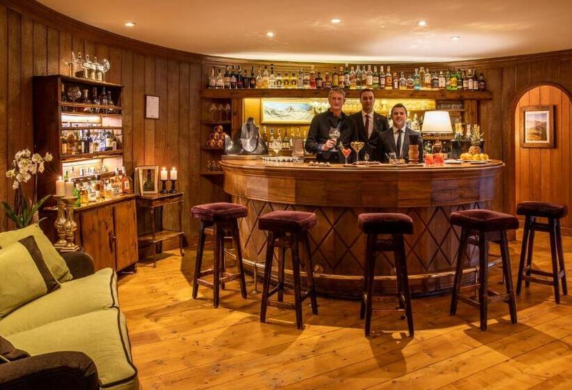 בית מלון כפרי Hermitage Relais & Châteaux