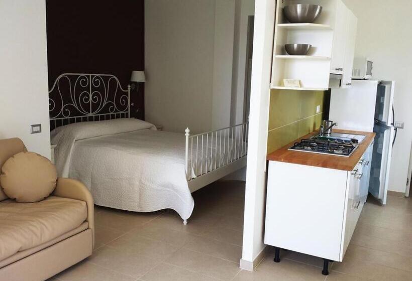 酒店 E Residence Il Faro Acciaroli