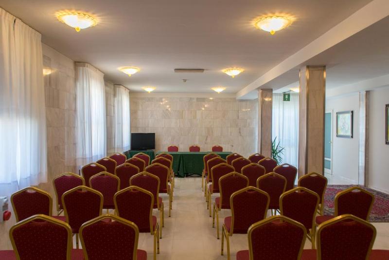 فندق Internazionale Terme