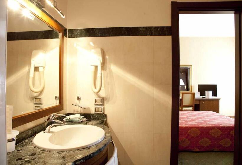 בית מלון כפרי Jolly