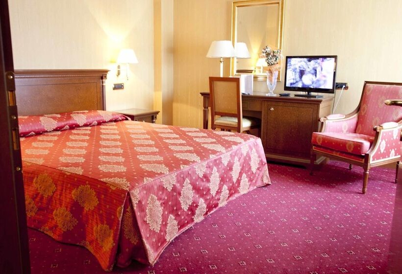 בית מלון כפרי Jolly