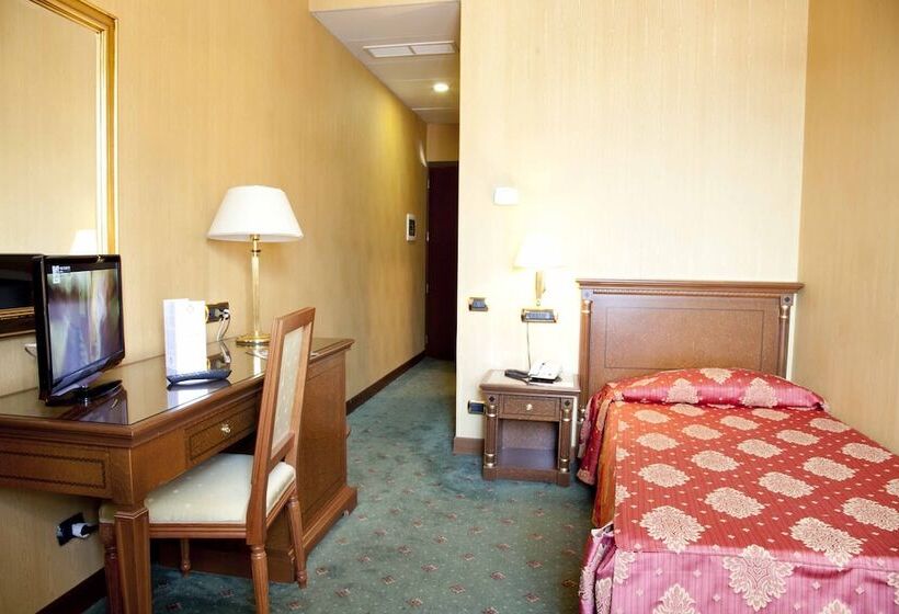 בית מלון כפרי Jolly