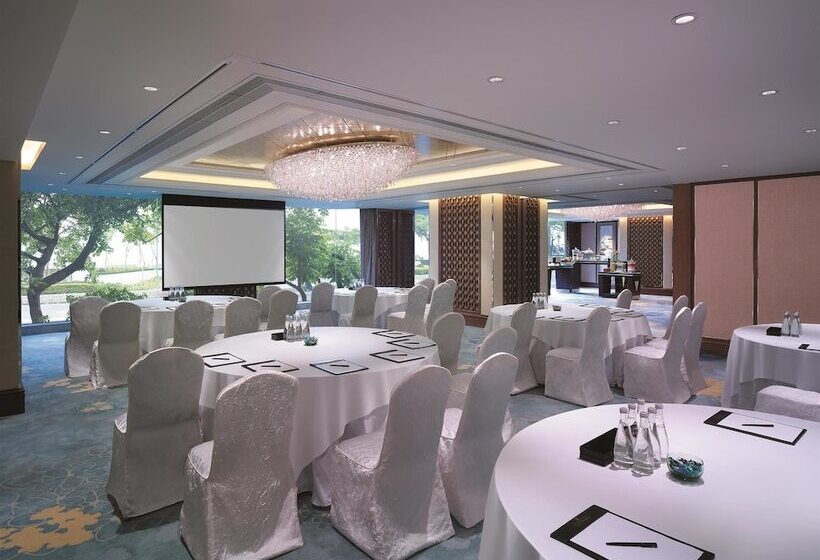 هتل Kowloon Shangrila, Hong Kong