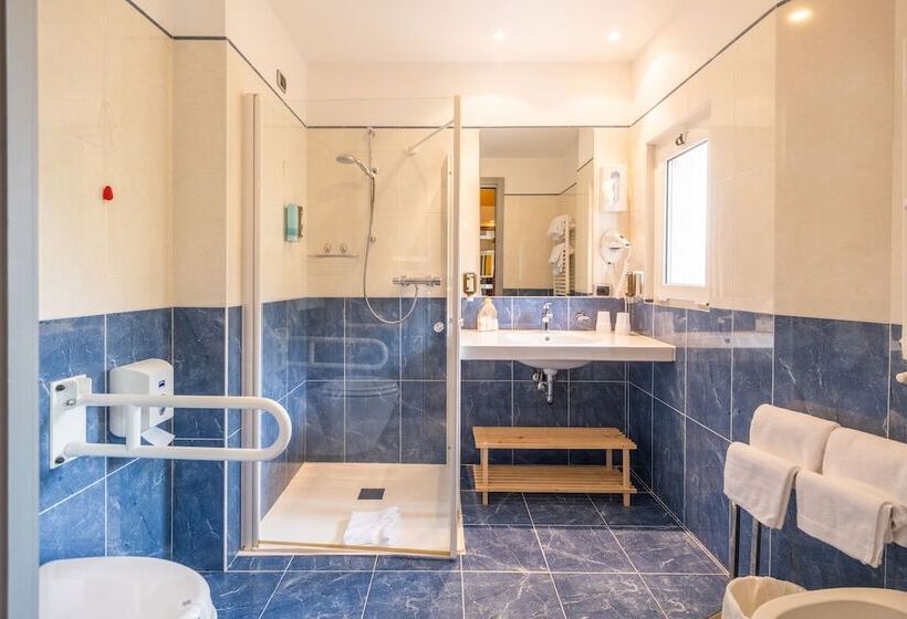 ホテル Kriss Internazionale