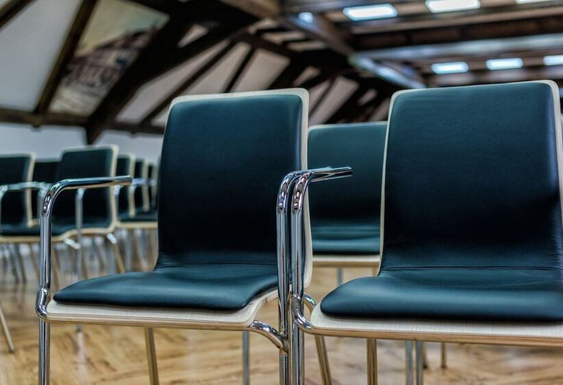 فندق Kristály Imperial