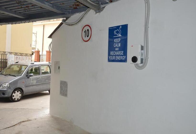 Отель La Bussola