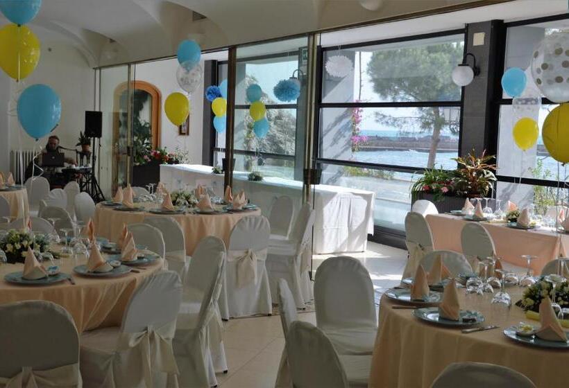 Отель La Bussola