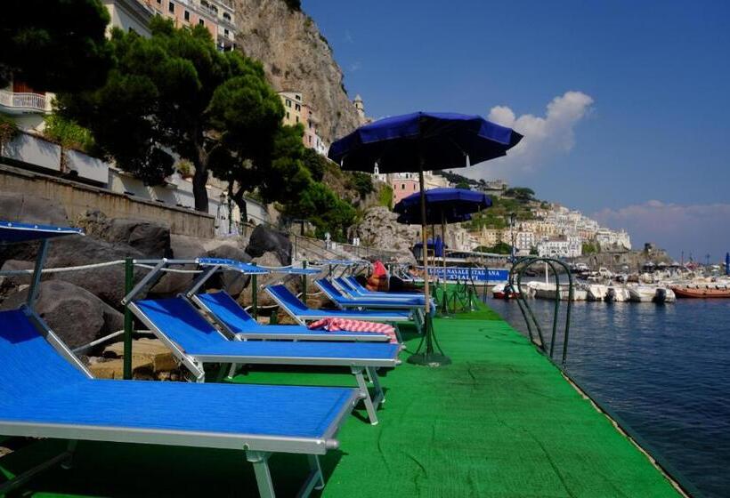 Отель La Bussola