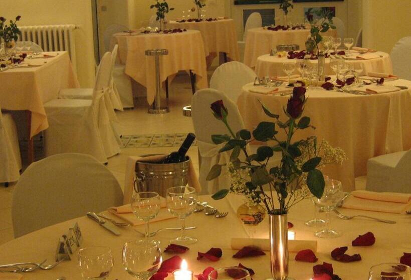 Отель La Bussola