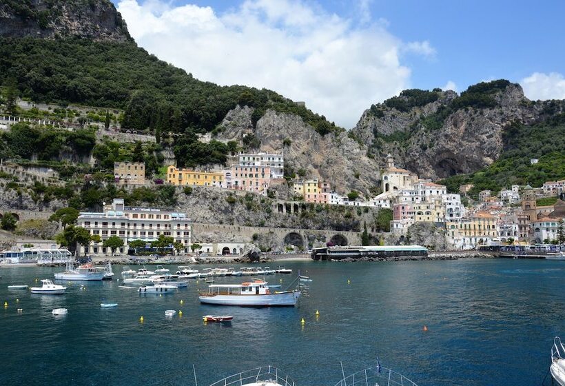 Отель La Bussola