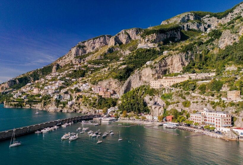 Отель La Bussola