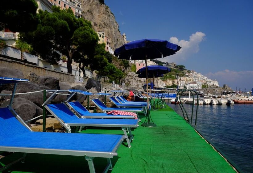 Отель La Bussola