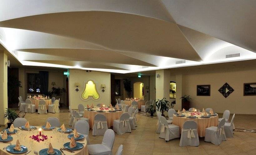 Отель La Bussola