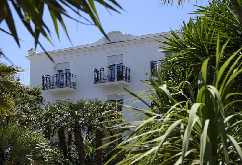 Отель La Residenza Capri