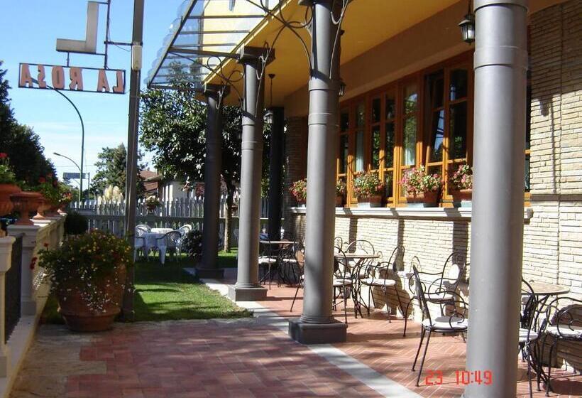 בית מלון כפרי La Rosa