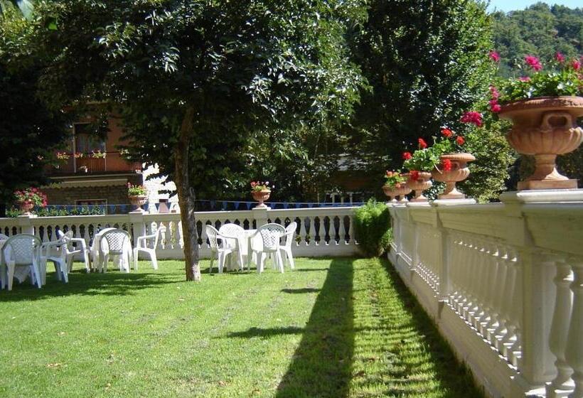 בית מלון כפרי La Rosa