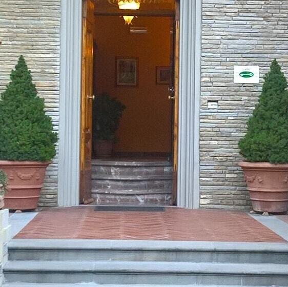 בית מלון כפרי La Rosa