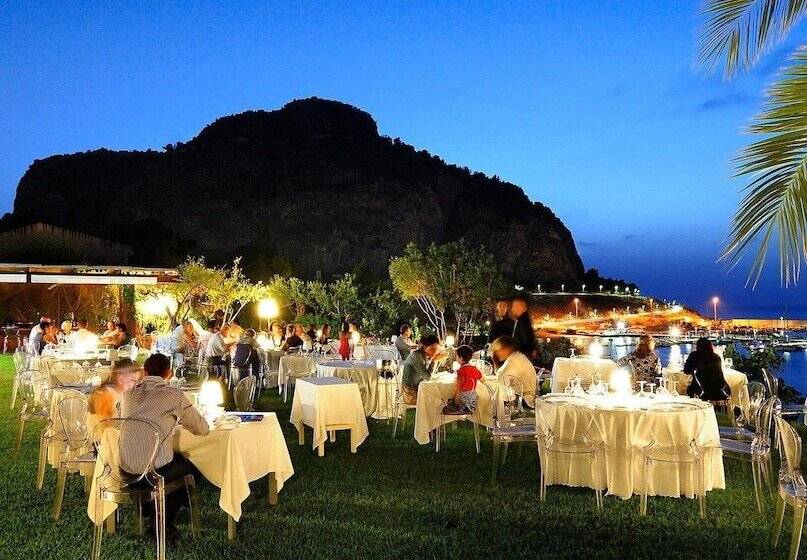 Отель Le Calette Bay