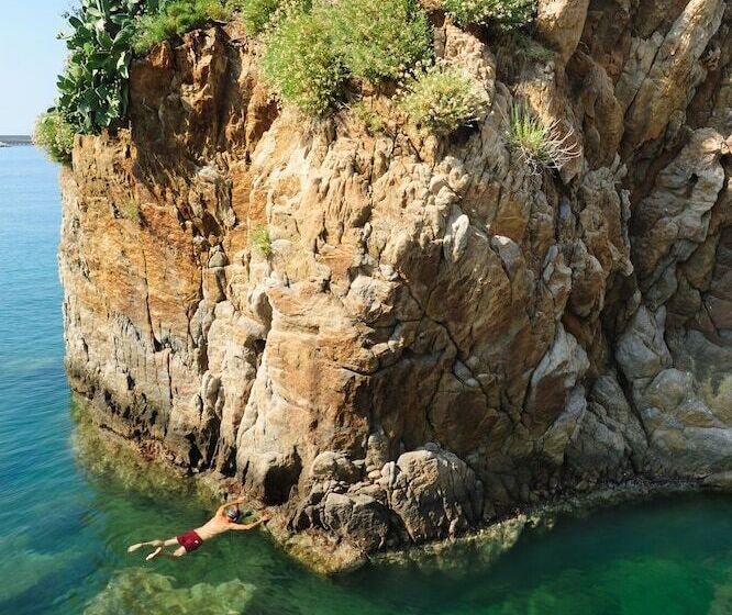 בית מלון כפרי Le Calette Bay