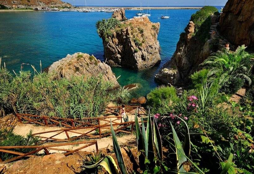 בית מלון כפרי Le Calette Bay