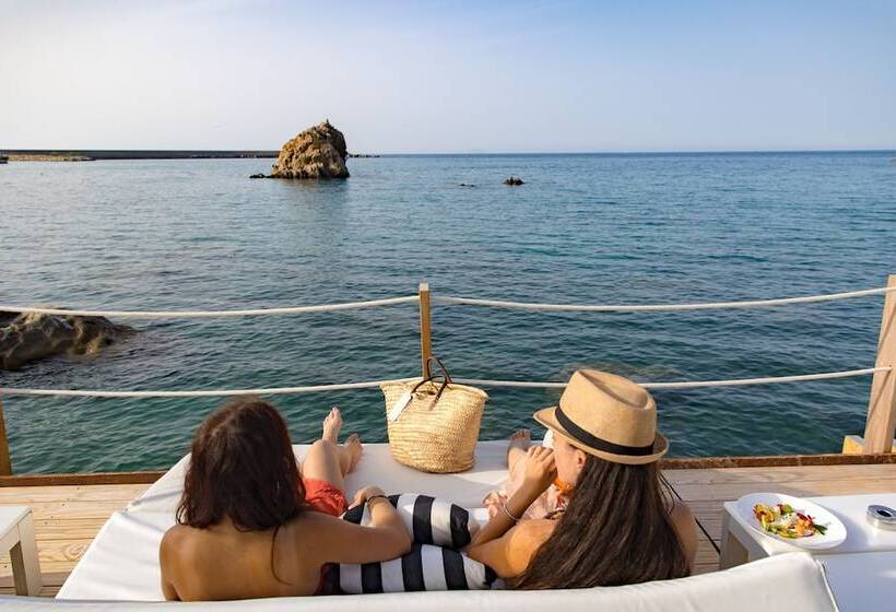 Отель Le Calette Bay