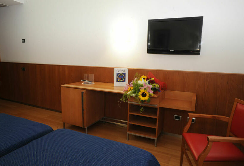 בית מלון כפרי Grand Leon D Oro