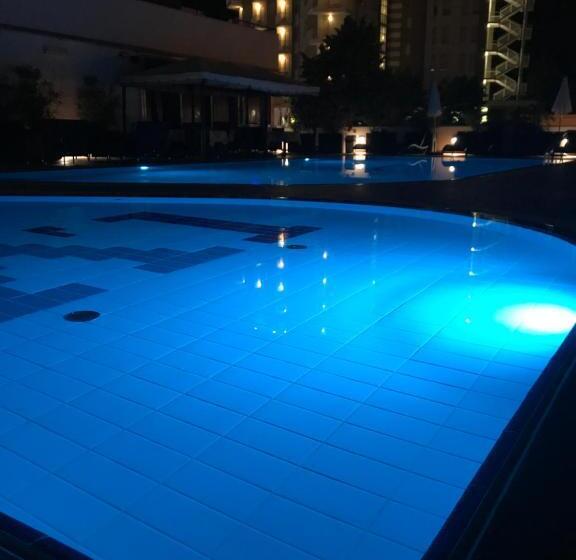 호텔 Leonardo Da Vinci Wellness Spa