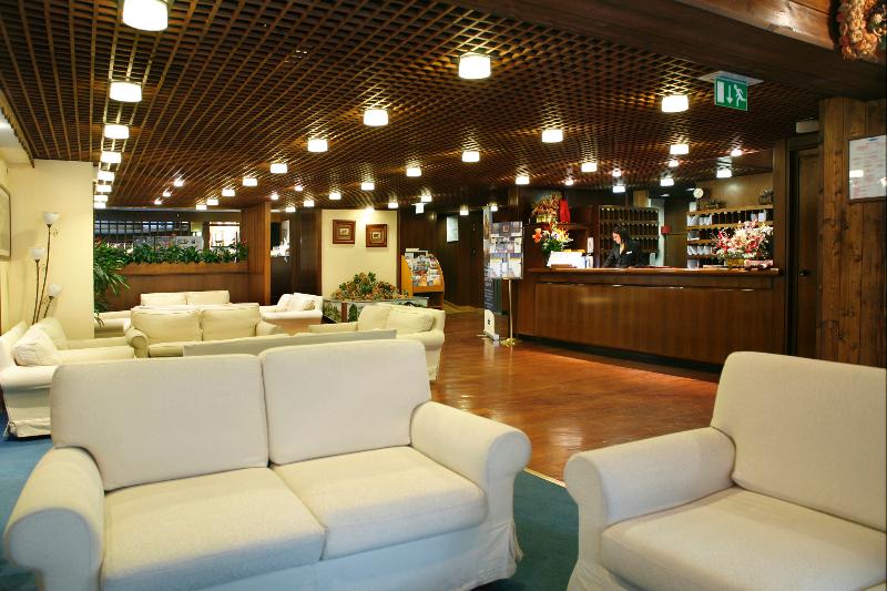 호텔 Les Jumeaux Courmayeur