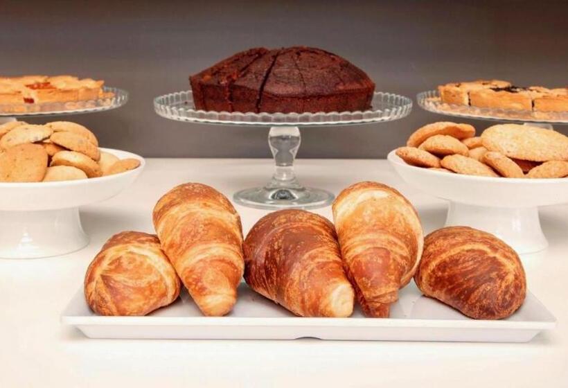 בית מלון כפרי Majesty Bari