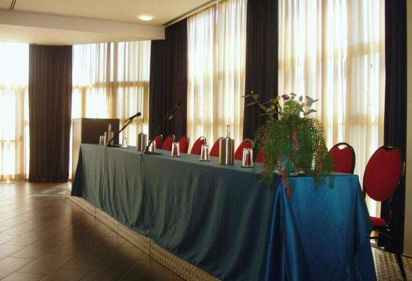 בית מלון כפרי Majesty Bari