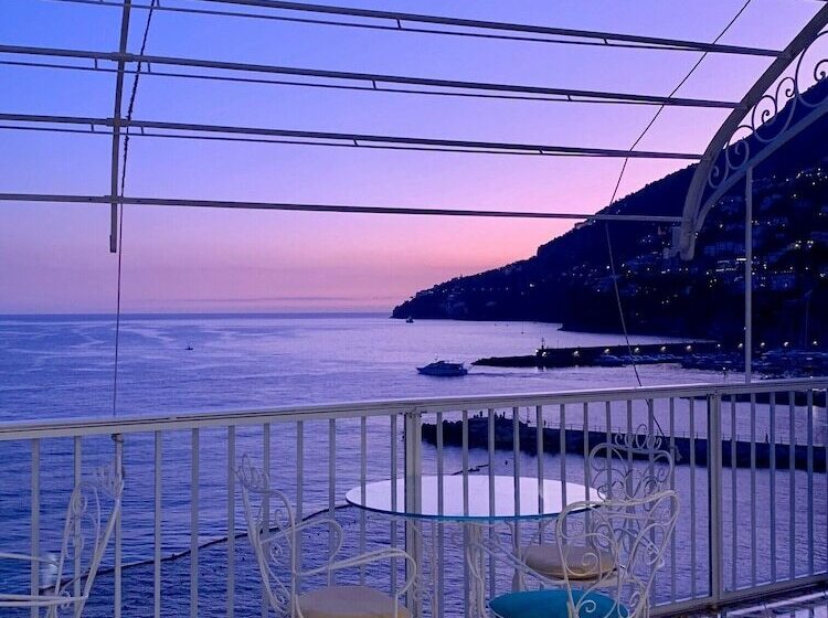 فندق Marina Riviera