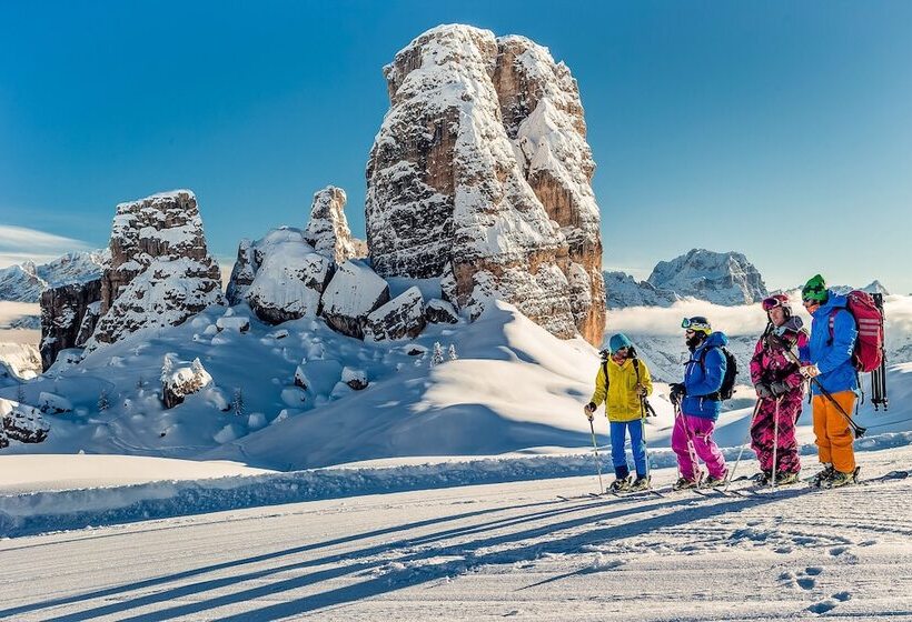 בית מלון כפרי Menardi