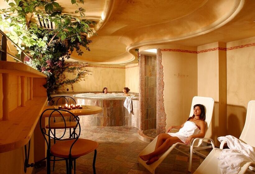 בית מלון כפרי Menardi