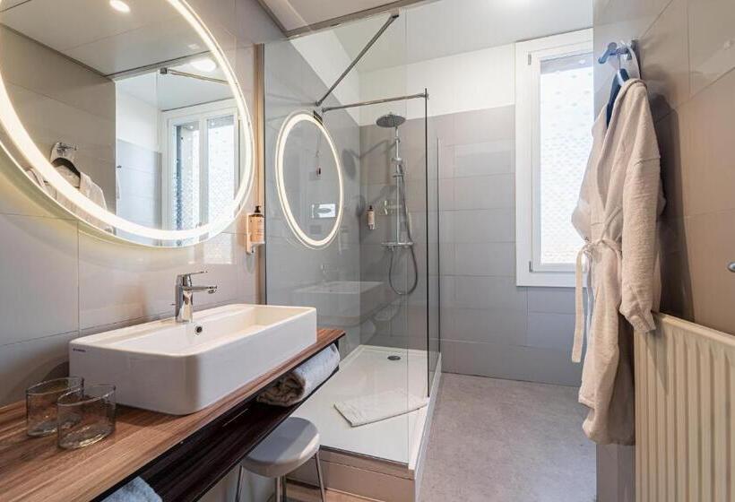 هتل Mercure Bologna Centro