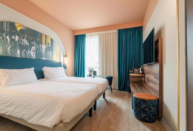 هتل Mercure Bologna Centro