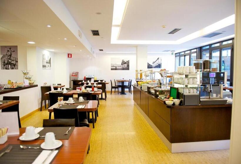هتل Mercure Bologna Centro