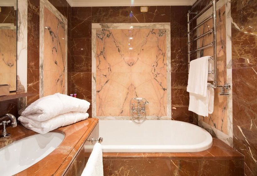 בית מלון כפרי Mercure Petriolo Siena Terme Spa