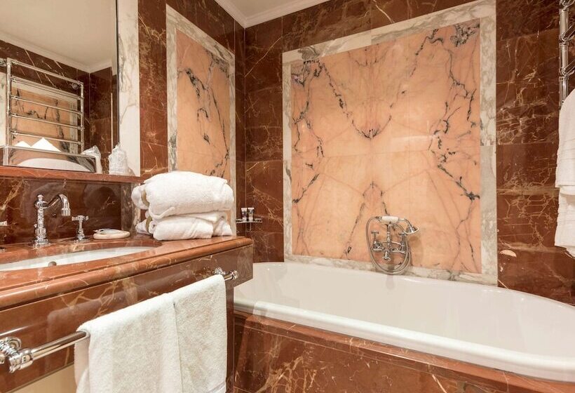 בית מלון כפרי Mercure Petriolo Siena Terme Spa