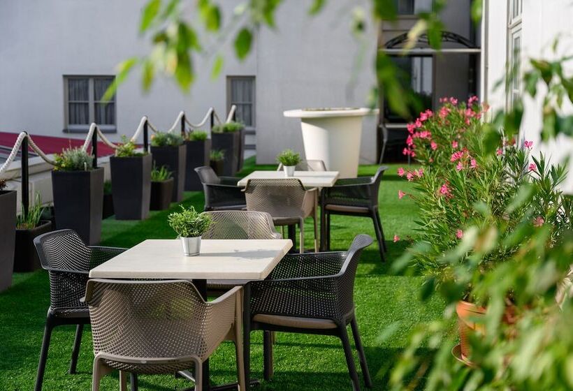 호텔 Mercure Szekesfehervar Magyar Kiraly