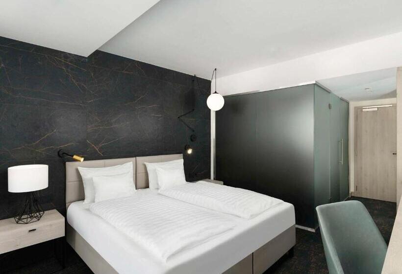 בית מלון כפרי Mercure Tokaj Center