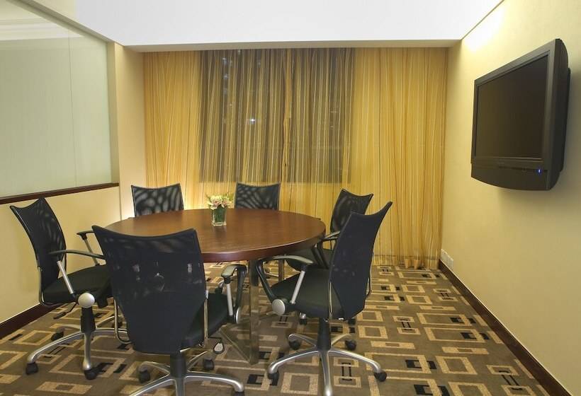 Metropark Hotel Kowloon