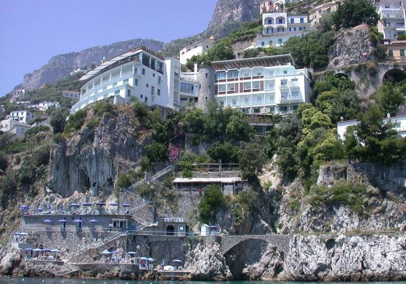 ホテル Miramalfi
