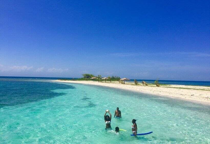 هتل Moulin Sur Mer