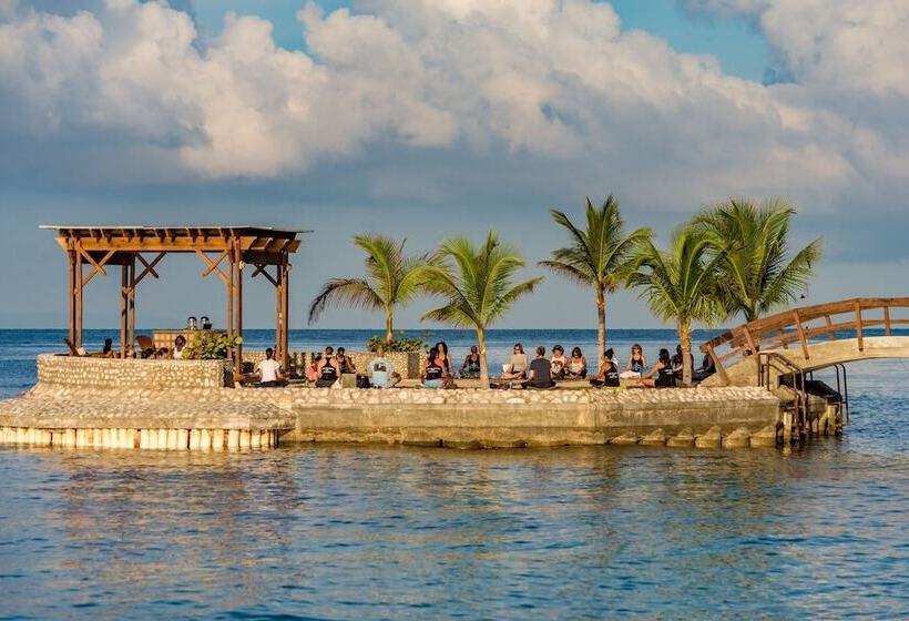 هتل Moulin Sur Mer