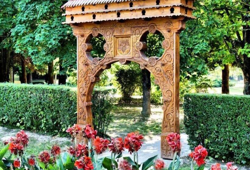 בית מלון כפרי Napfeny