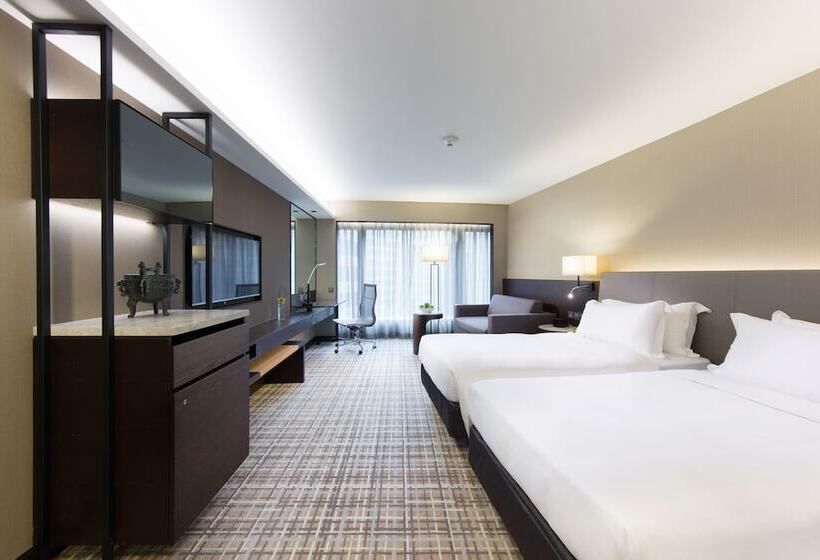 هتل New World Millennium Hong Kong