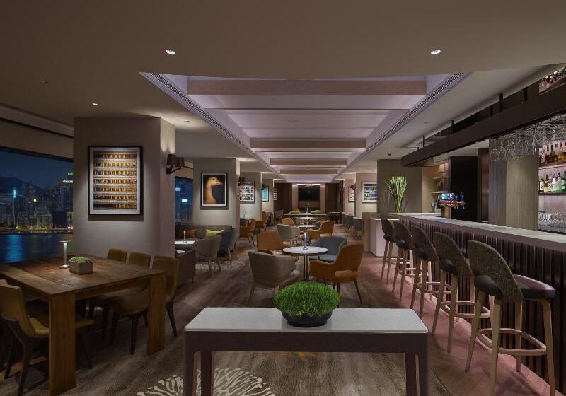 هتل New World Millennium Hong Kong