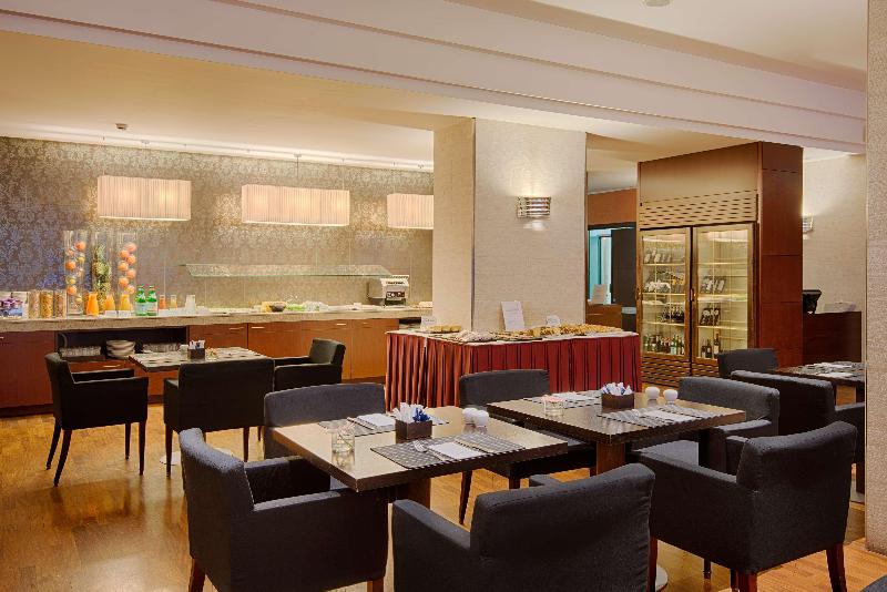 فندق NH Catania Centro