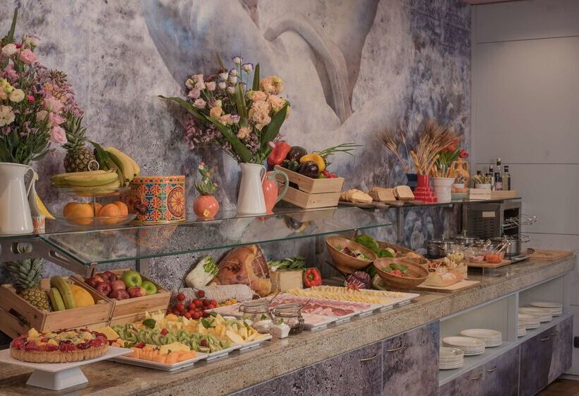 فندق NH Catania Centro